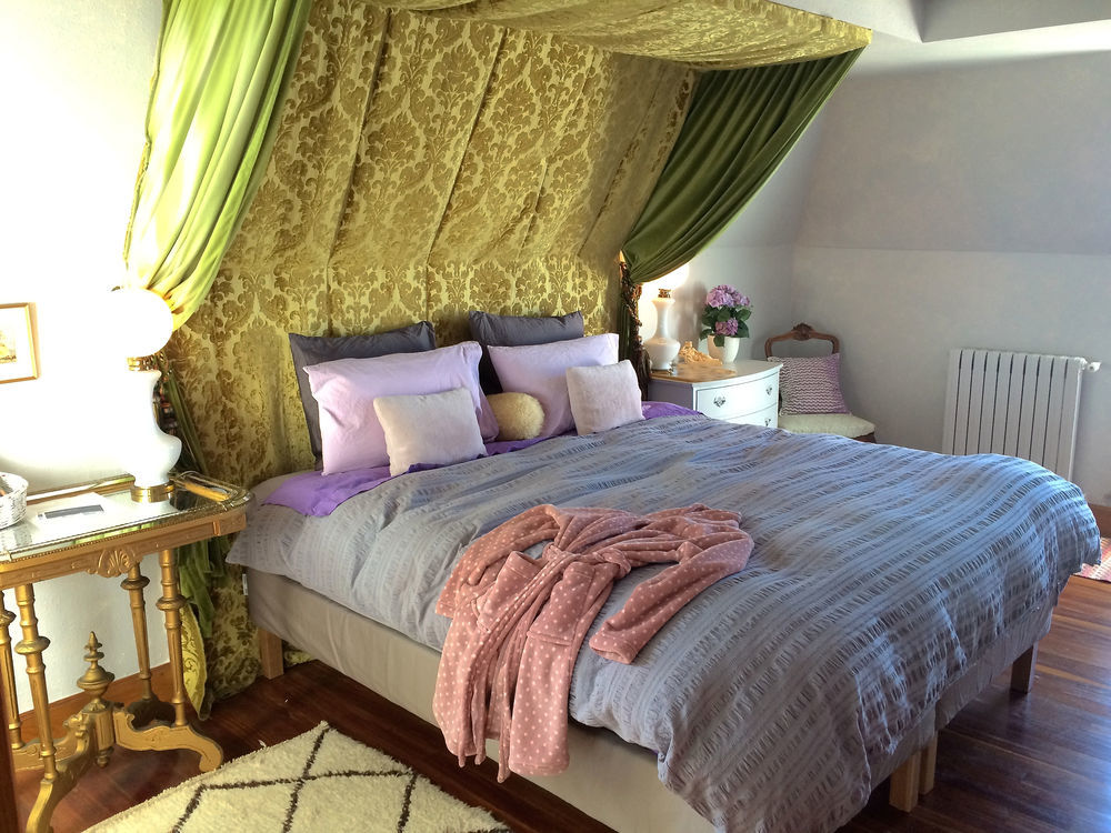 Far Out Inn Сан Себастиан Екстериор снимка